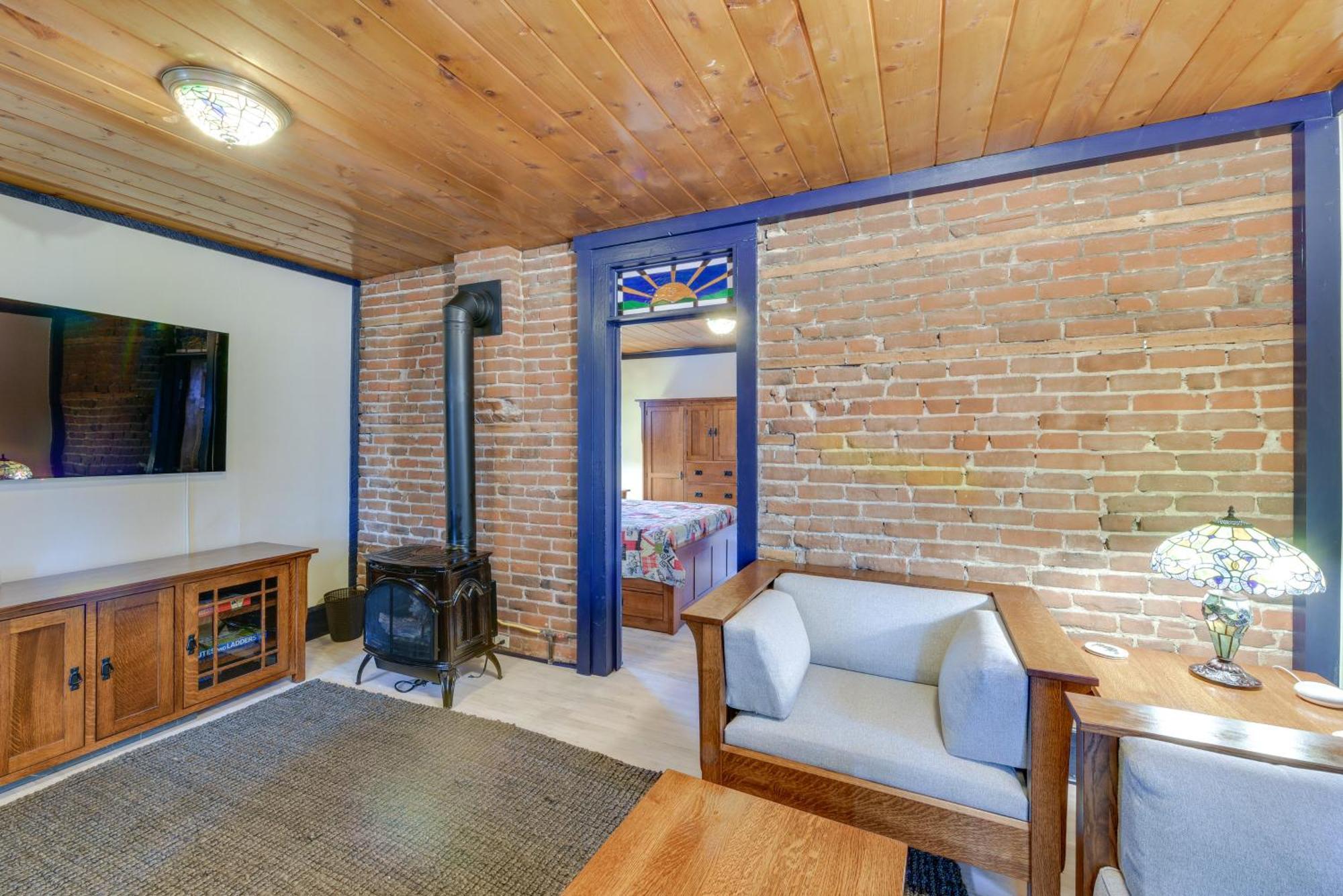 Downtown Salida Cottage With Fireplace And Yard! Eksteriør billede